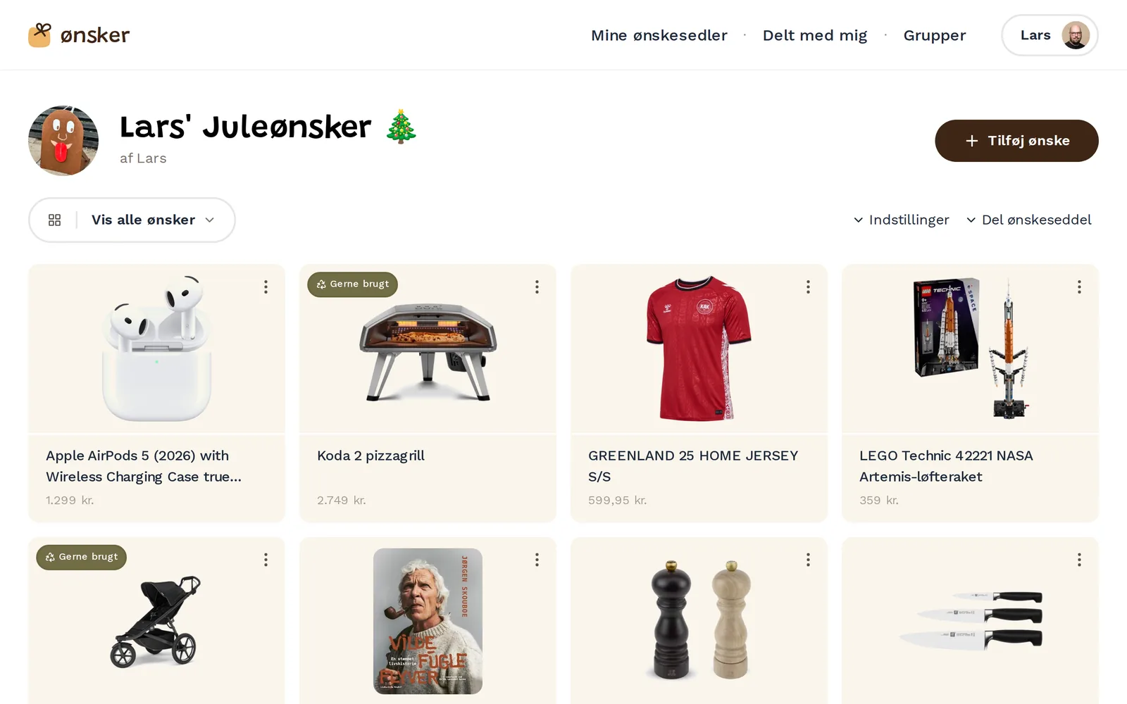 The list owner’s view of a Christmas wishlist: a grid of wishes with images and prices, and no sign of which have been reserved.